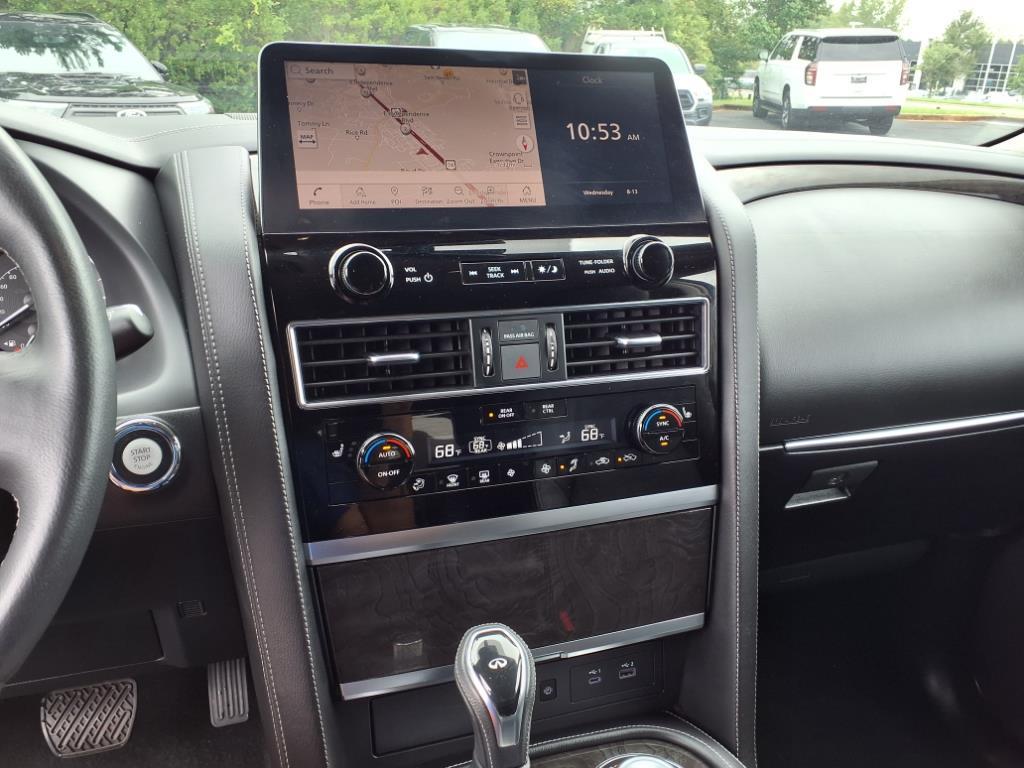 2024 Infiniti QX80 Luxe photo 6