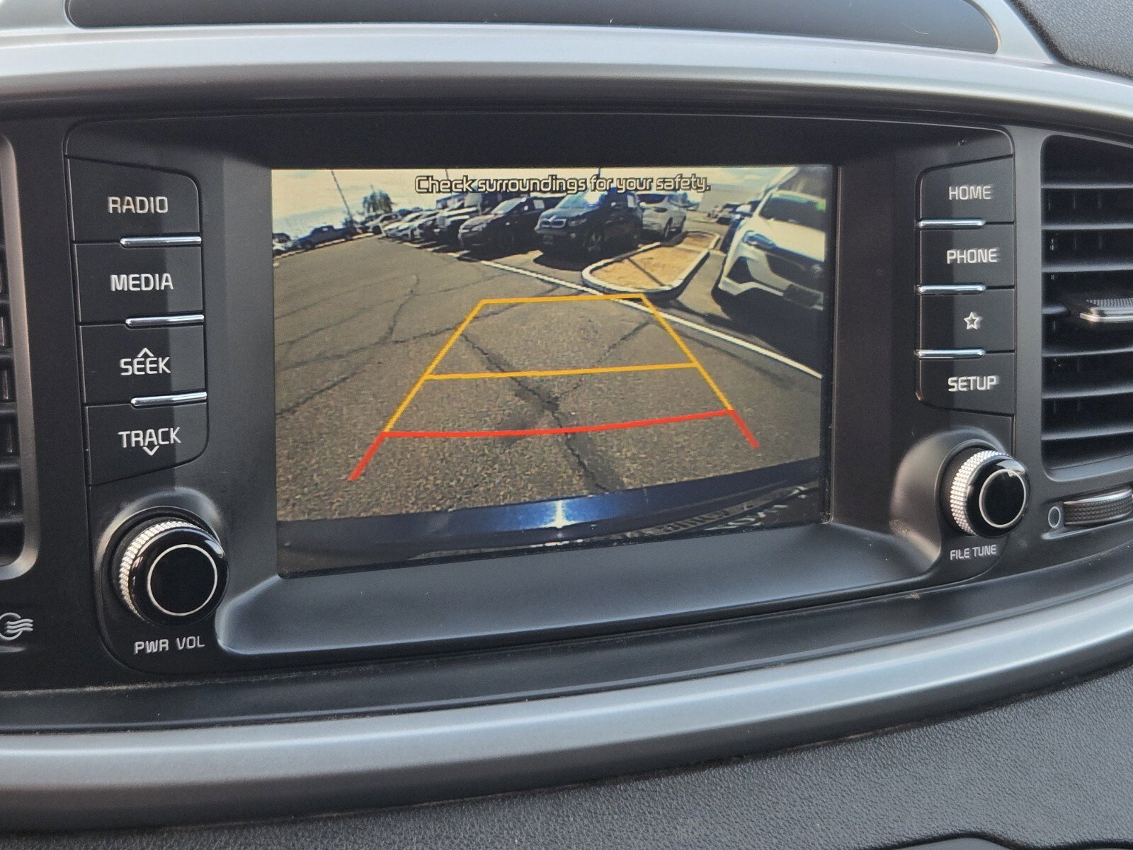 2019 Kia Sorento S V6 photo 24