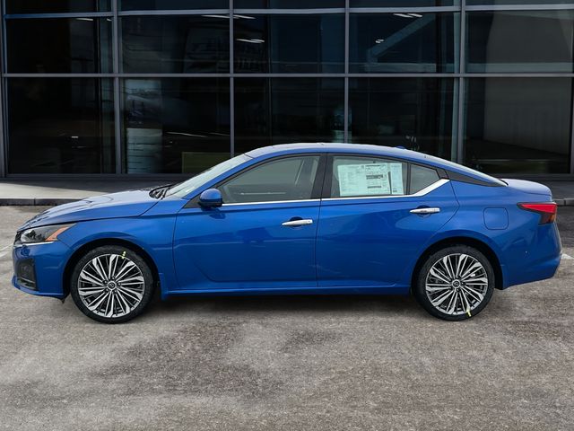 2025 Nissan Altima 2.5 SL photo 2