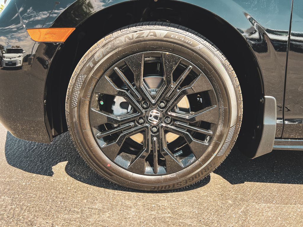 2026 Honda Odyssey photo 11