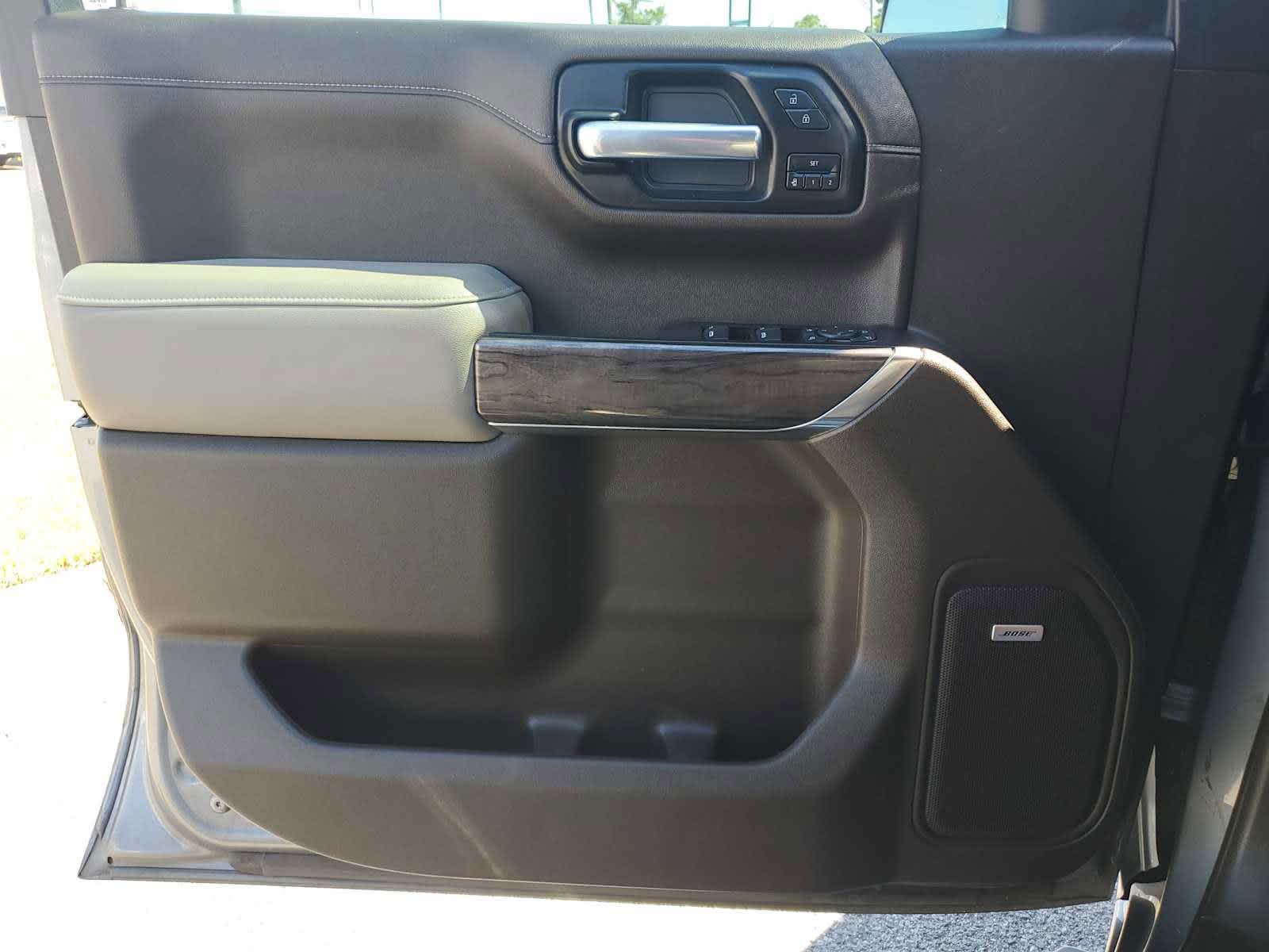 2021 Chevrolet Silverado 1500 LTZ photo 19