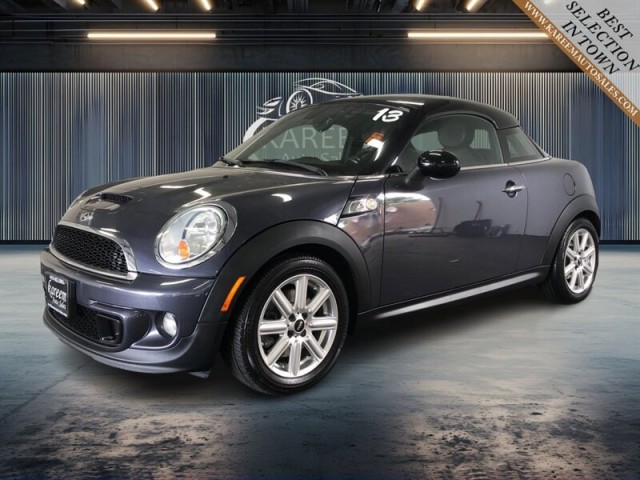 2013 MINI Cooper S's photo