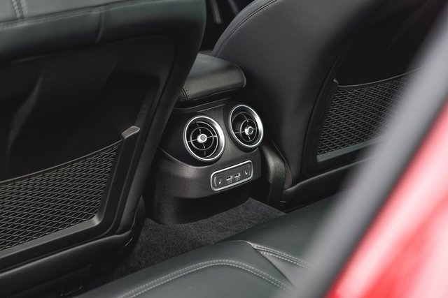 2025 Alfa Romeo Giulia Base photo 19