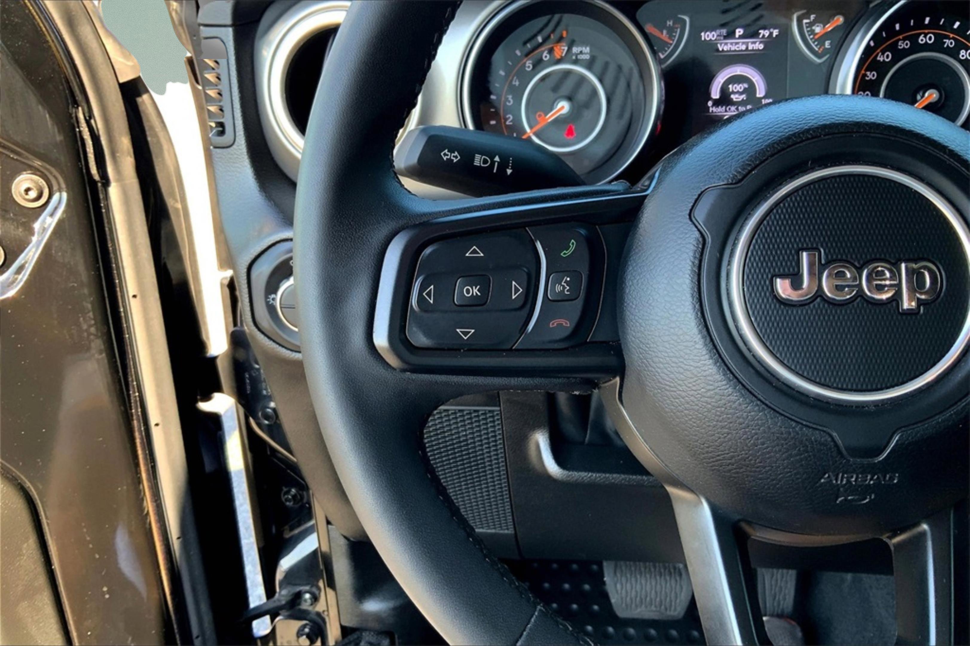 2023 Jeep Gladiator Sport photo 17