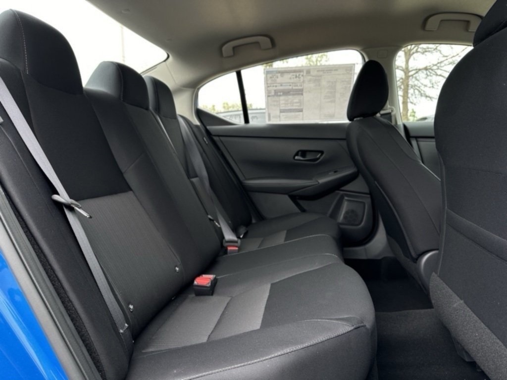 2025 Nissan Sentra SV photo 21