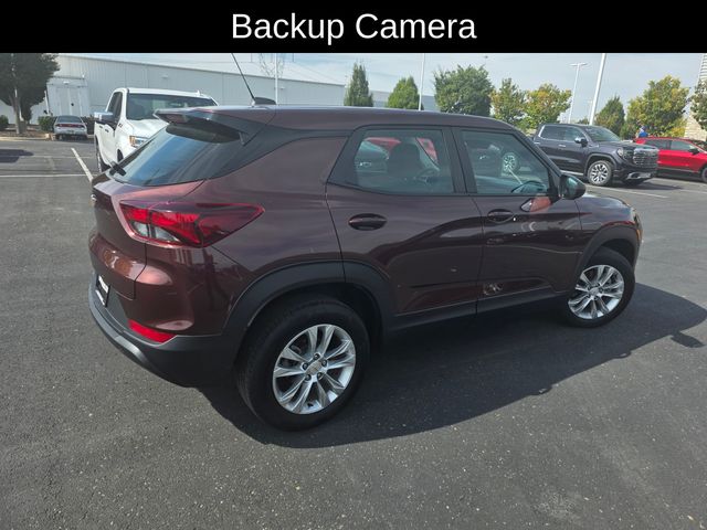 2022 Chevrolet Trailblazer LS photo 3