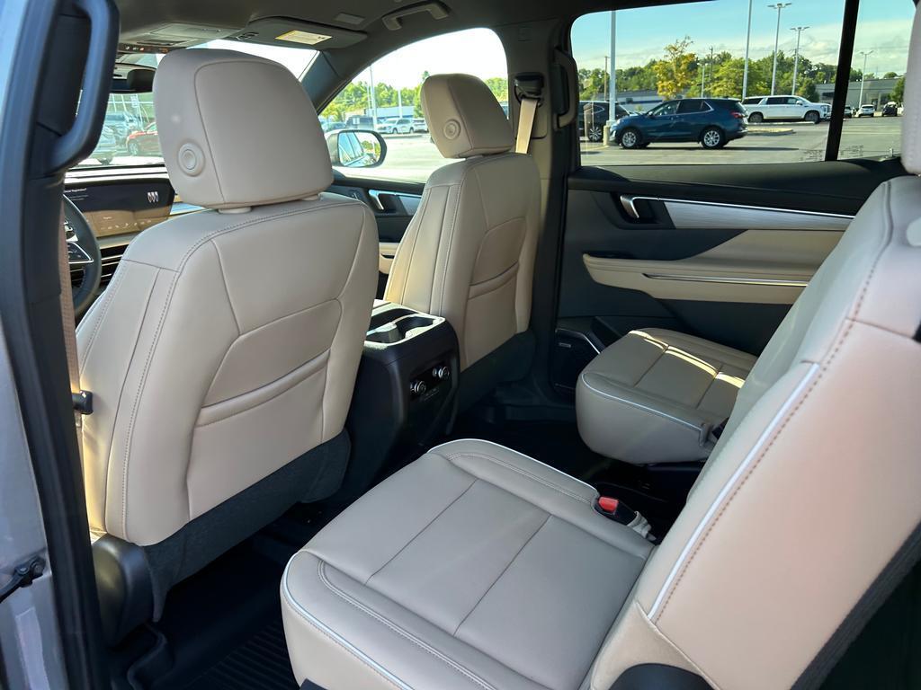 2026 Buick Enclave Preferred photo 5