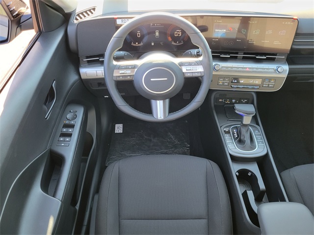 2026 Hyundai Kona SEL photo 8