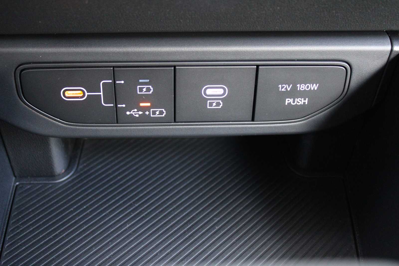 2025 Kia K4 LXS photo 56