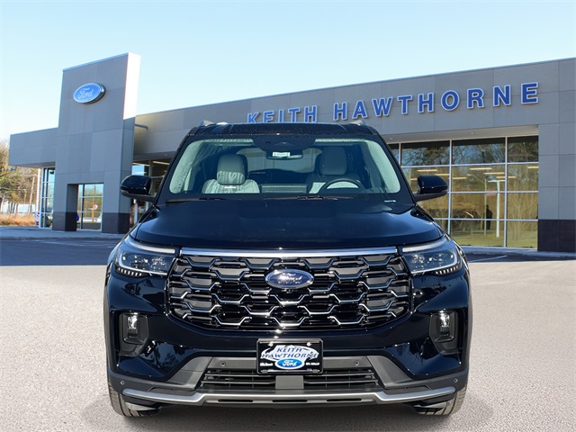 2025 Ford Explorer Platinum photo 2
