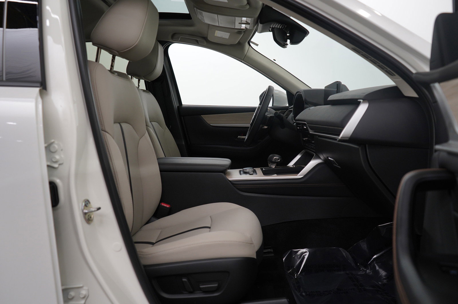 2024 Mazda CX-90 Preferred photo 10