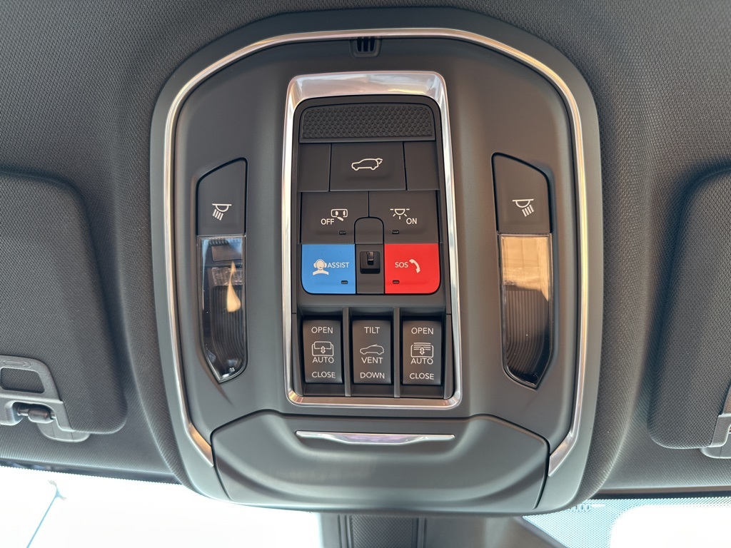 2025 Jeep Grand Cherokee L Summit photo 25