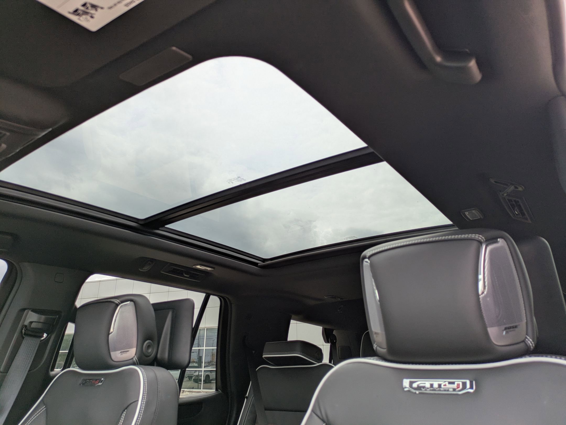 2025 Gmc Yukon AT4 Ultimate photo 14