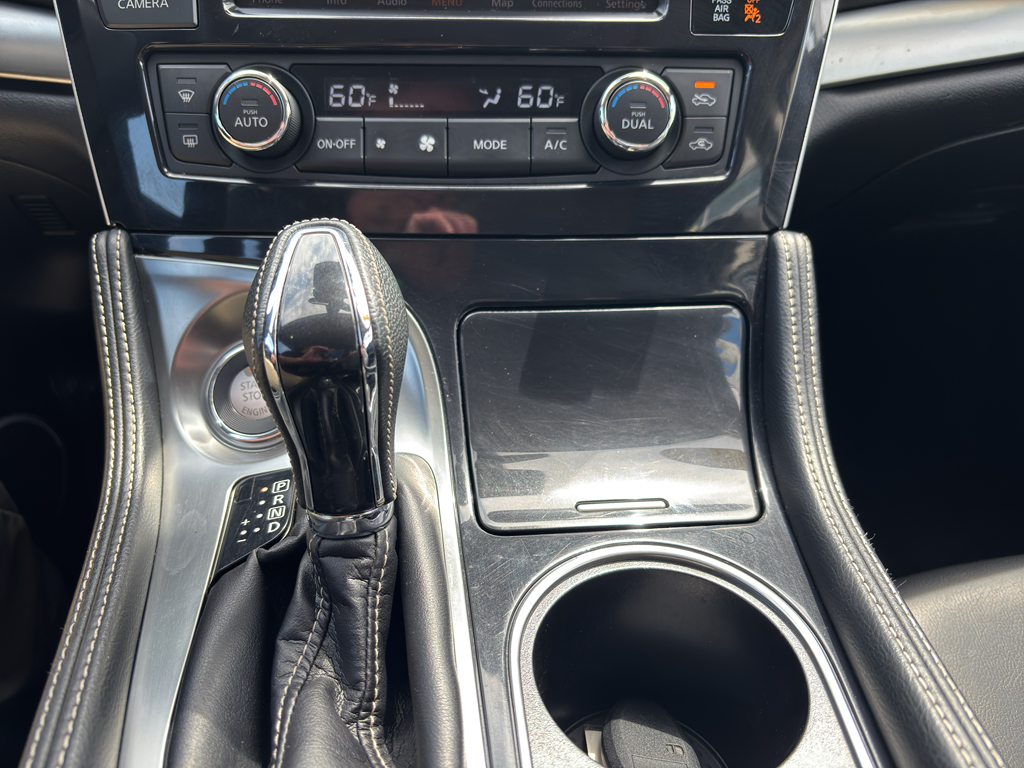 2023 Nissan Maxima SV photo 12