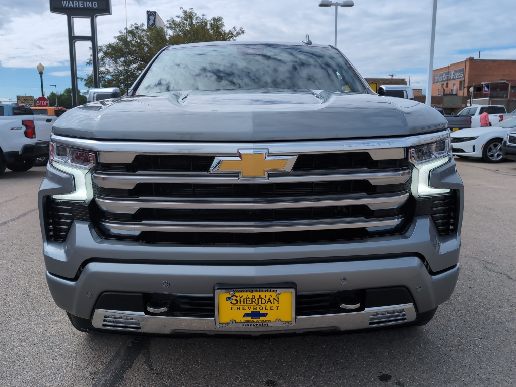 2026 Chevrolet Silverado 1500 High Country photo 2