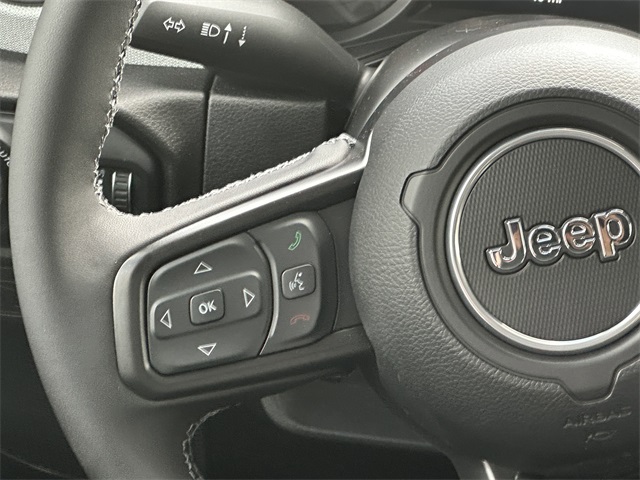 2025 Jeep Gladiator Sport S photo 23