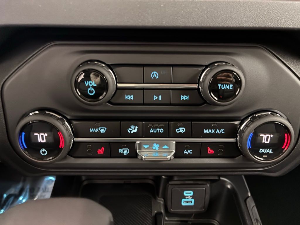 2025 Ford Bronco Big Bend photo 4