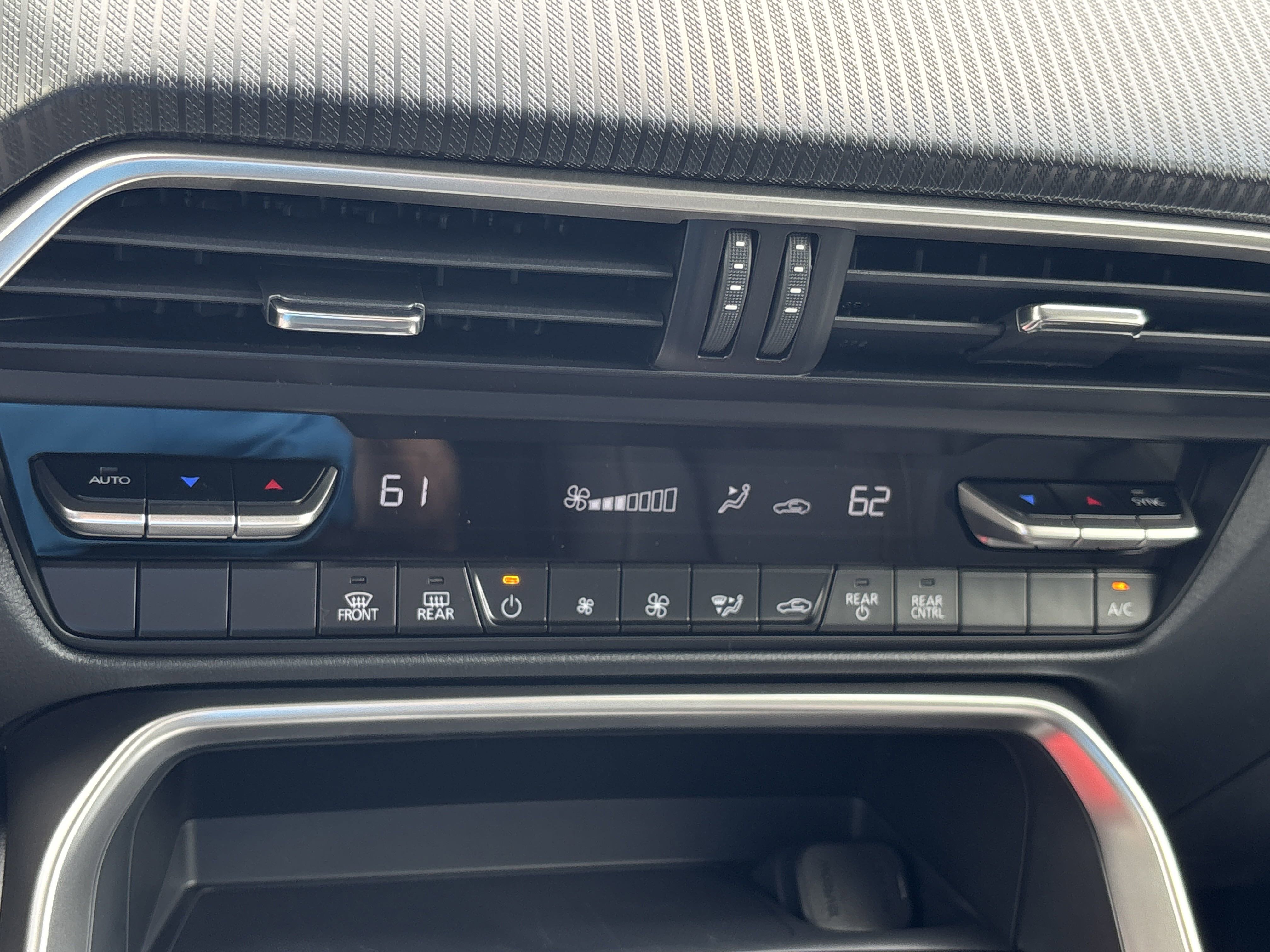 2025 Mazda CX-90 3.3 Turbo Select photo 22