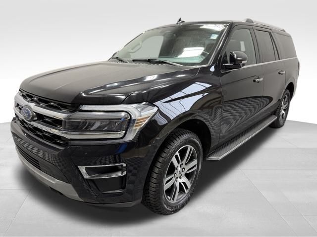 2023 Ford Expedition Limited's photo