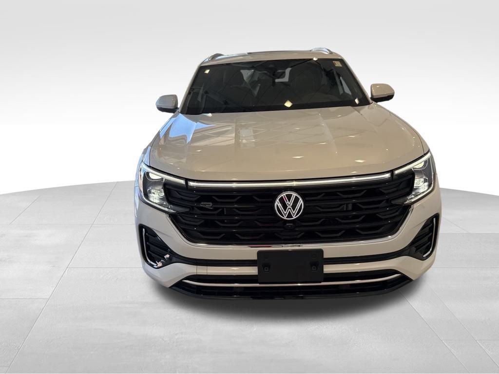 2026 Volkswagen Atlas Cross Sport SEL Premium R-Line photo 7