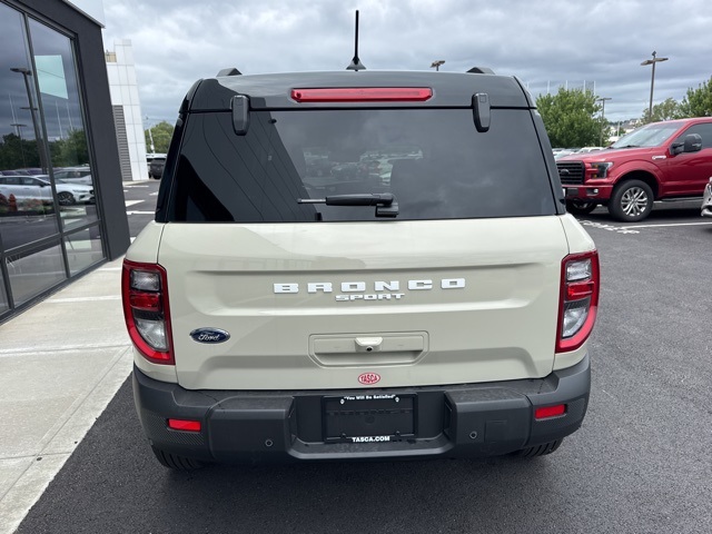 2025 Ford Bronco Sport Outer Banks photo 4
