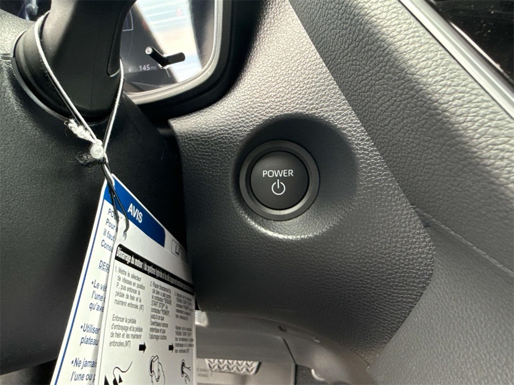 2026 Toyota Corolla Cross L photo 22