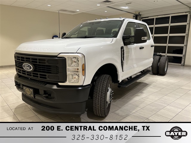 2026 Ford F-350 Super Duty Chassis Cab XL's photo
