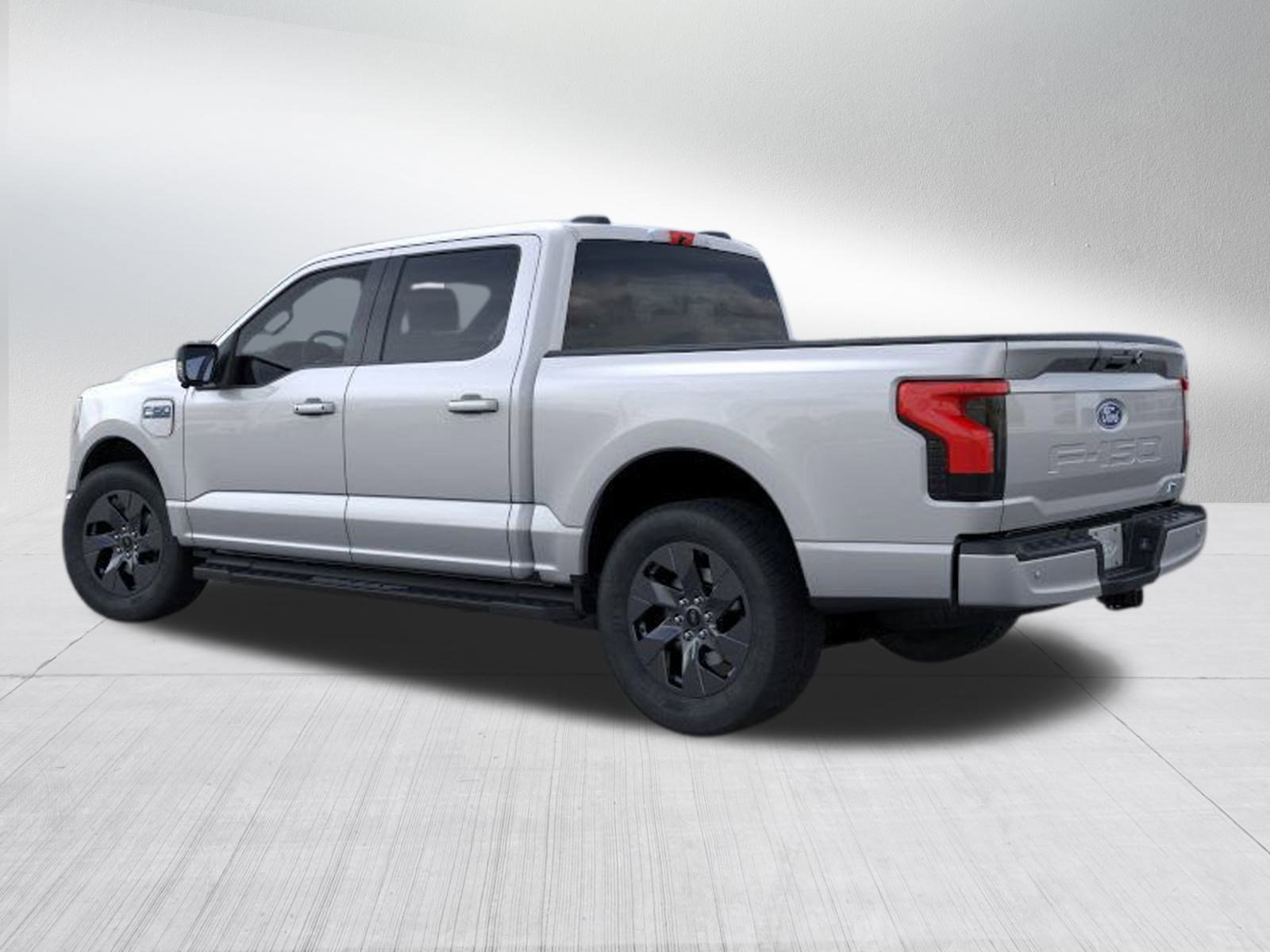 2025 Ford F-150 Lightning photo 6