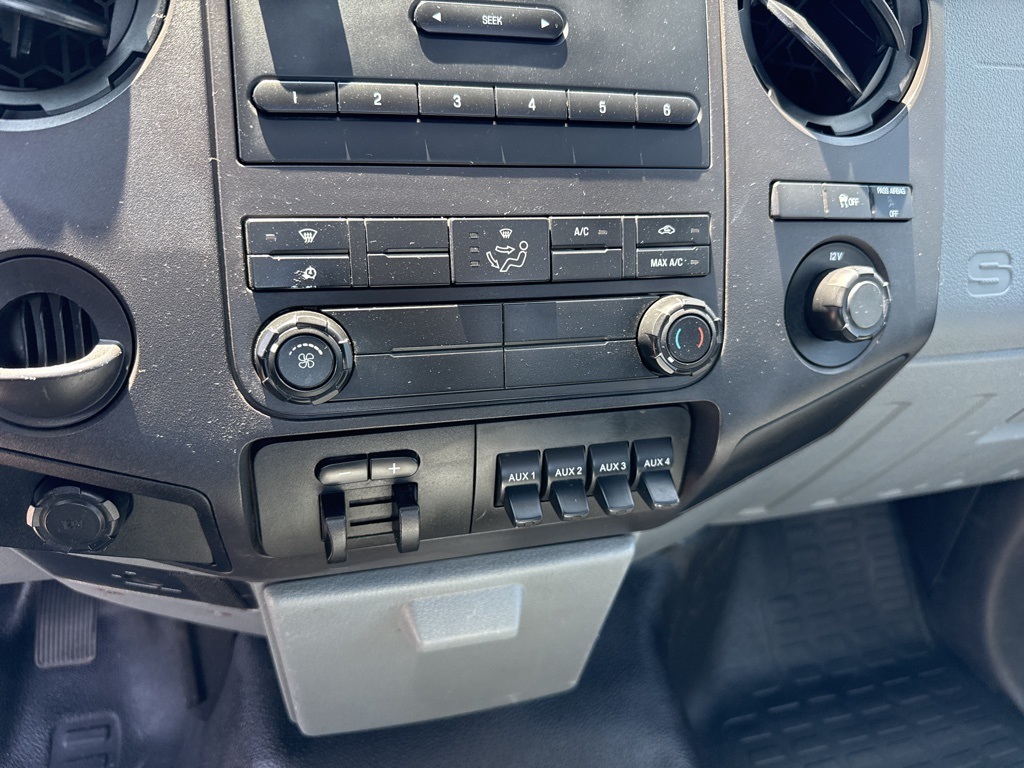 2016 Ford F-250 photo 14