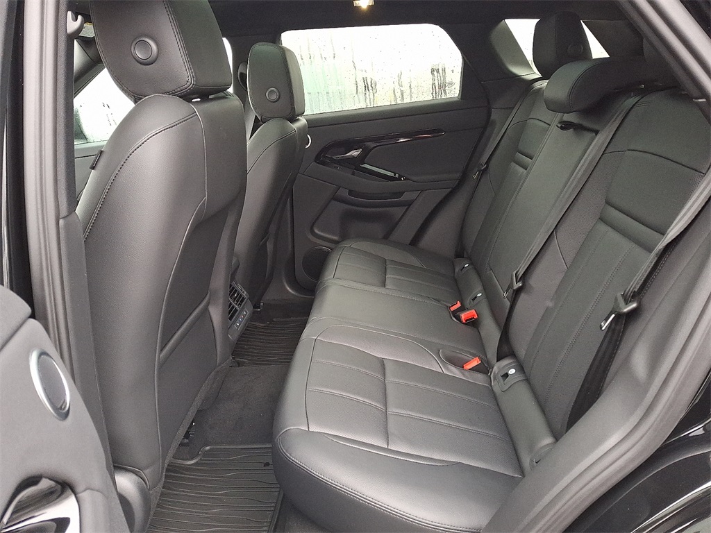 2025 Land Rover Range Rover Evoque S photo 4