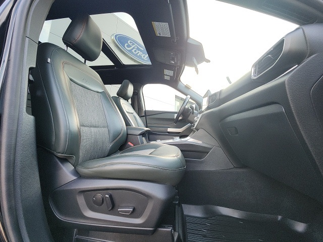 2022 Ford Explorer Timberline photo 28