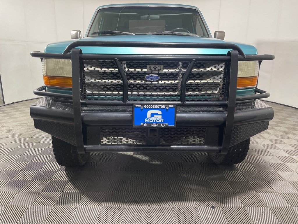 1997 Ford F-350 XLT photo 3
