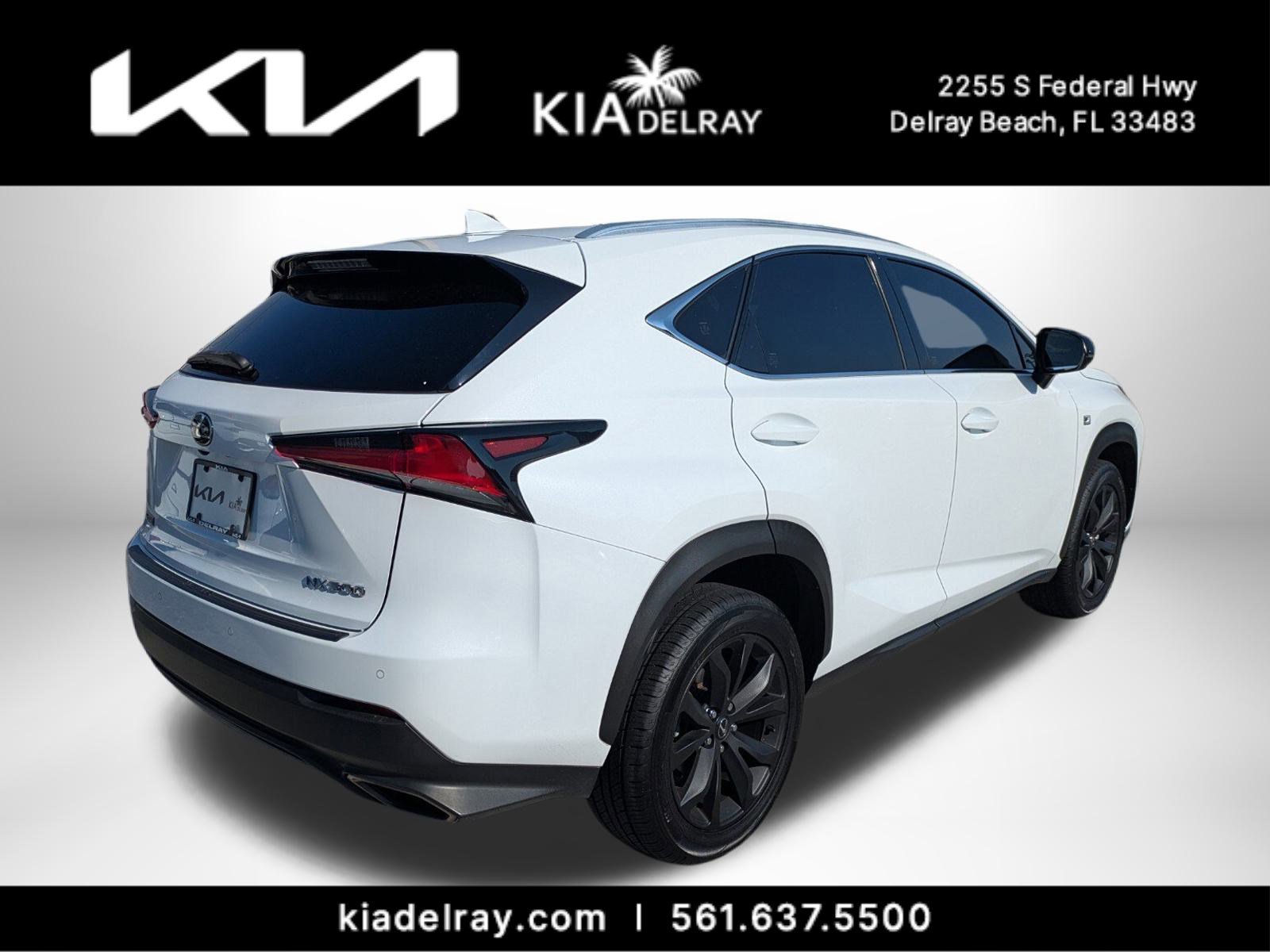 2021 Lexus NX 300 F SPORT photo 4