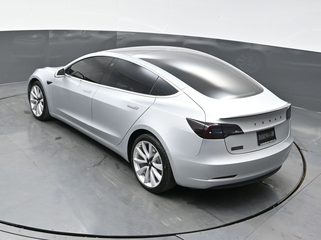 2018 Tesla Model 3 Long Range photo 27