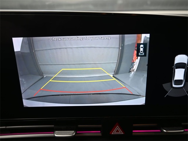 2021 Hyundai Elantra Limited photo 2