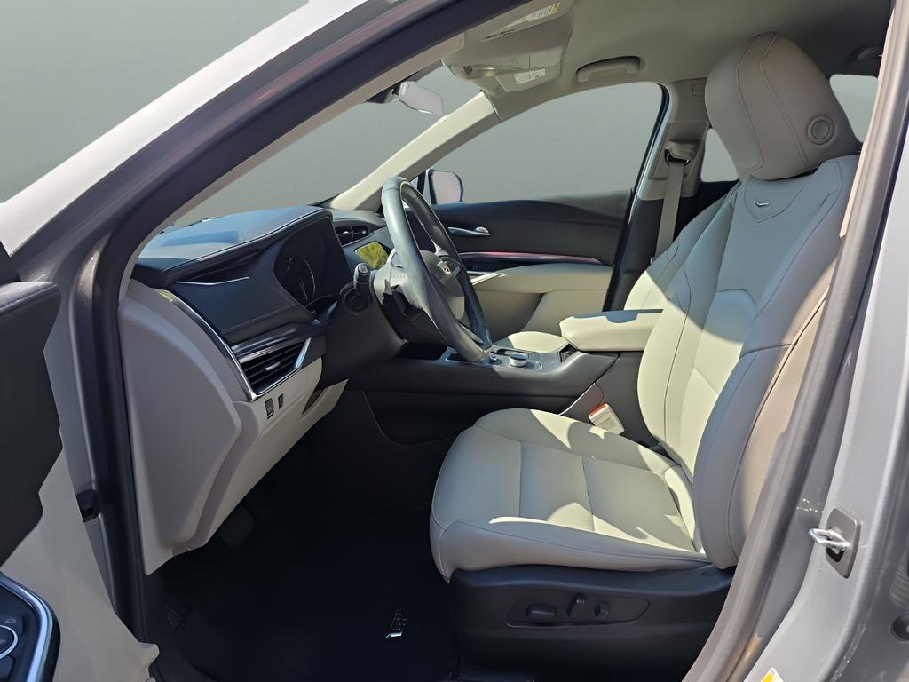 2023 Cadillac XT4 Luxury photo 10