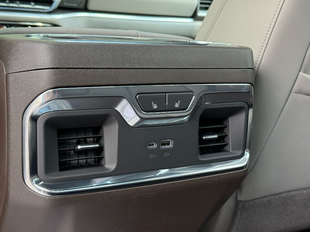 2026 Chevrolet Silverado 1500 LTZ photo 25