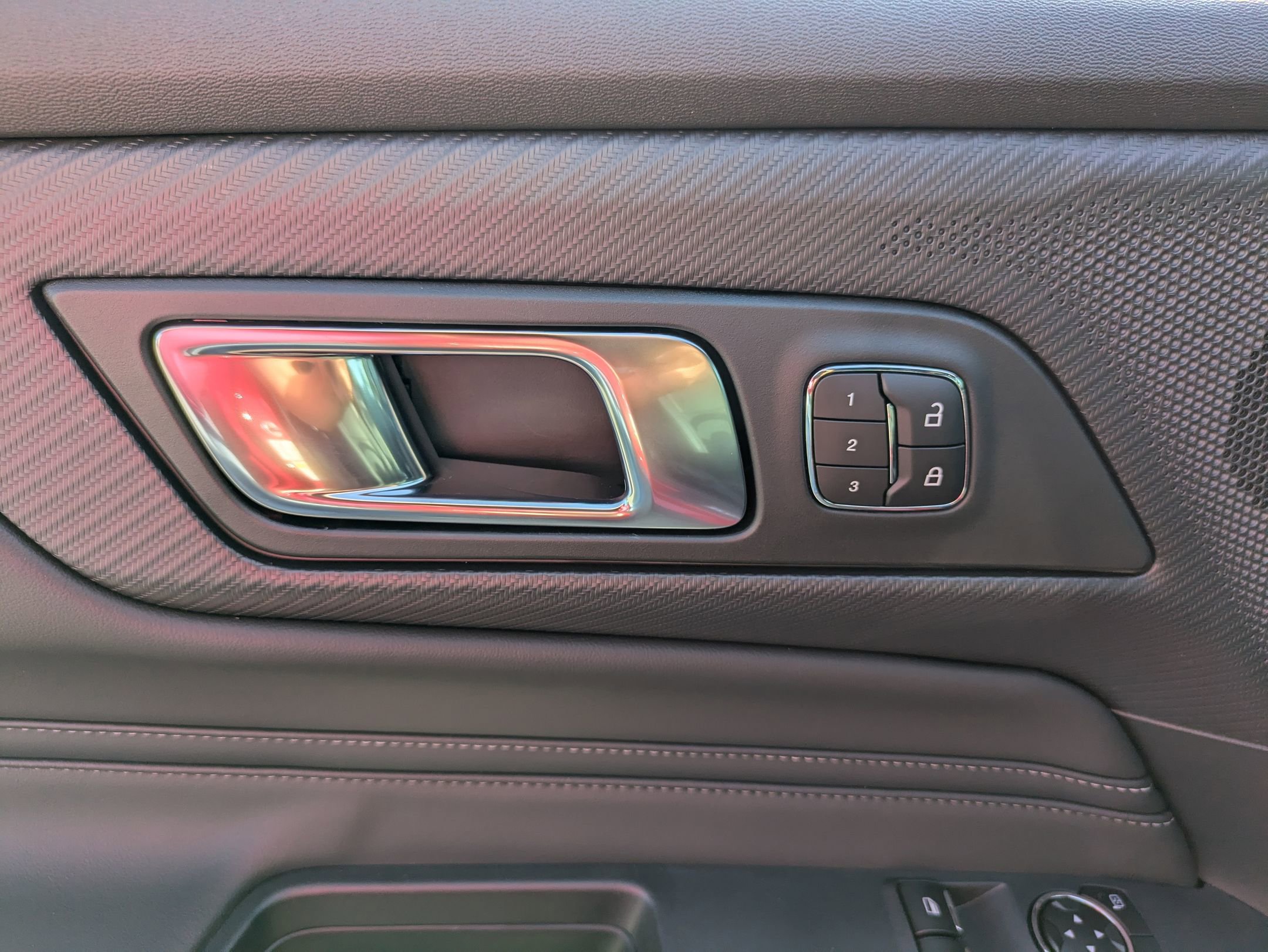 2024 Ford Mustang EcoBoost Premium photo 12