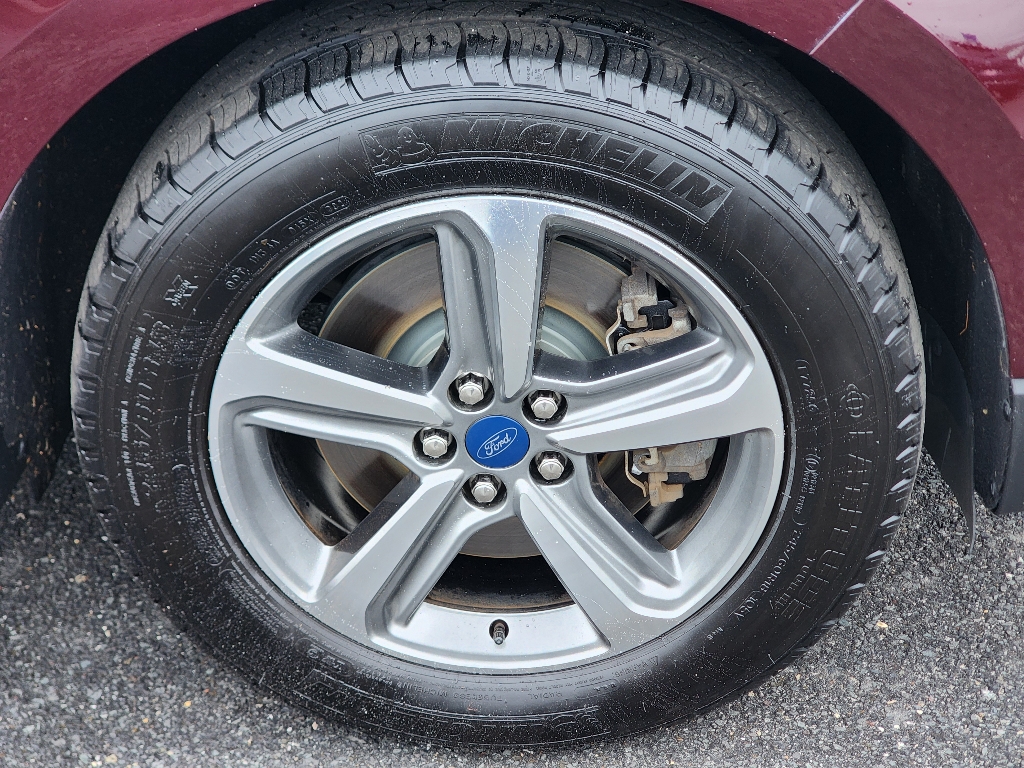 2020 Ford Edge SEL photo 4