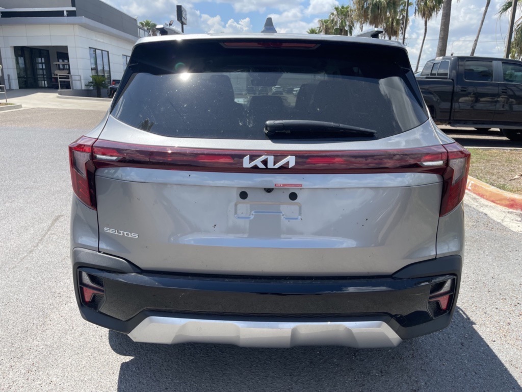 2026 Kia Seltos S photo 5