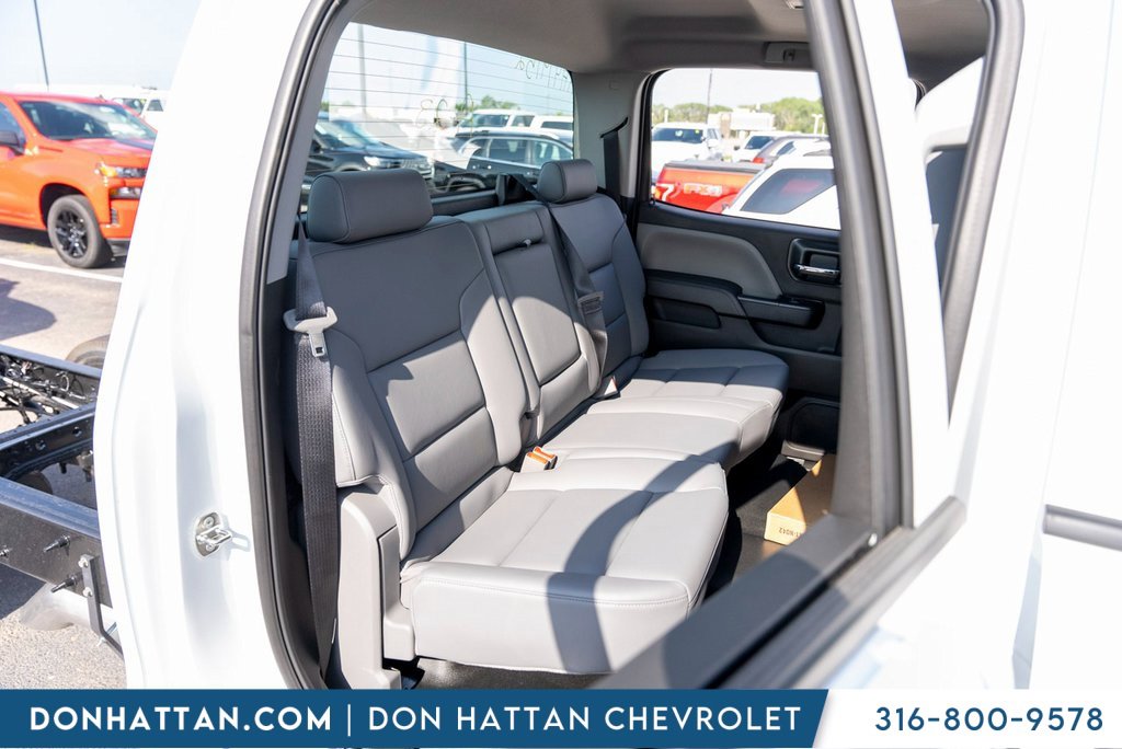 2024 Chevrolet Silverado 4500HD Work Truck photo 23