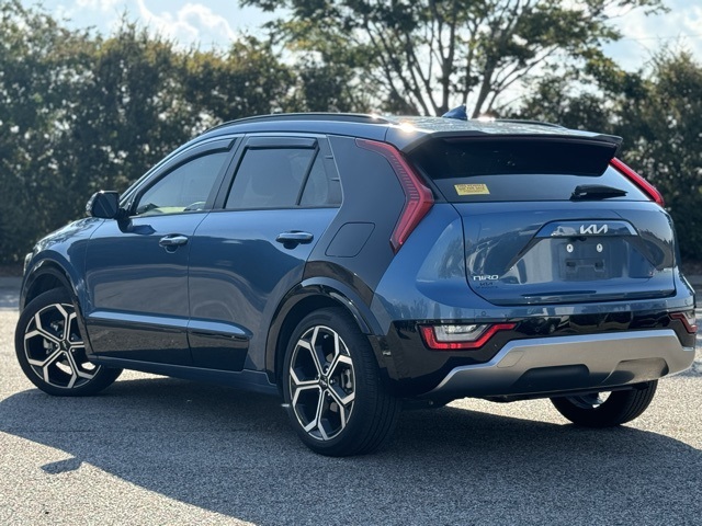 2023 Kia Niro SX Touring photo 4