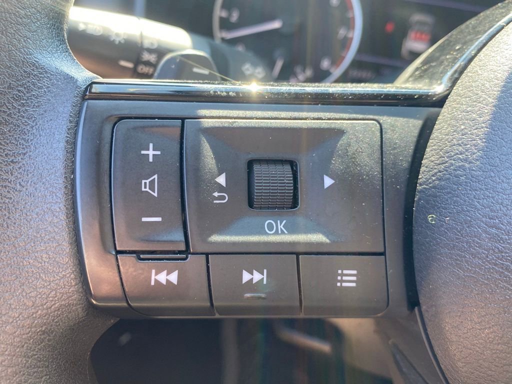 2023 Nissan Rogue SV photo 20