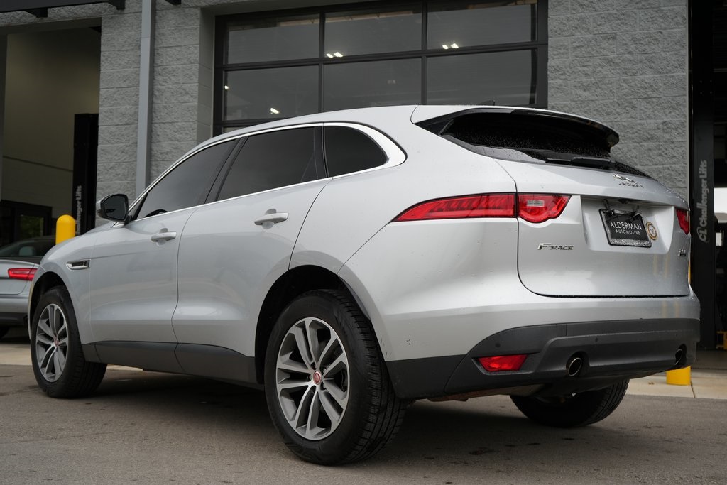 2020 Jaguar F-PACE Premium photo 12