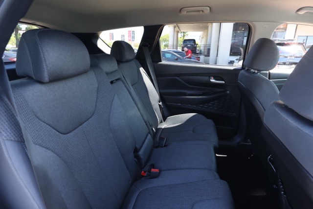 2021 Hyundai Santa Fe SE photo 13