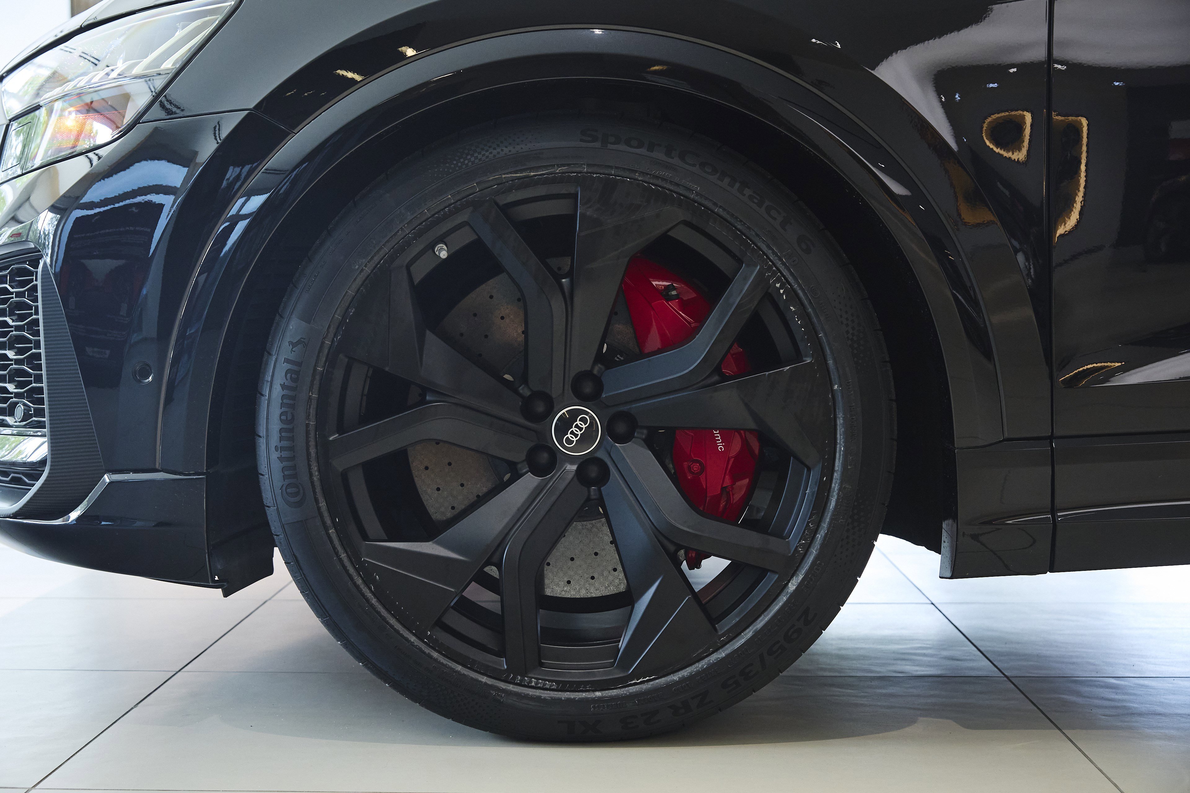 2021 Audi RS Q8 photo 43