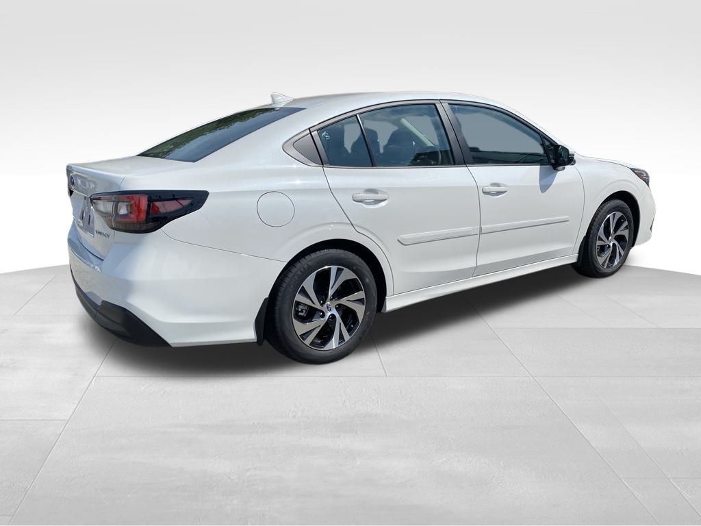 2025 Subaru Legacy Premium photo 3