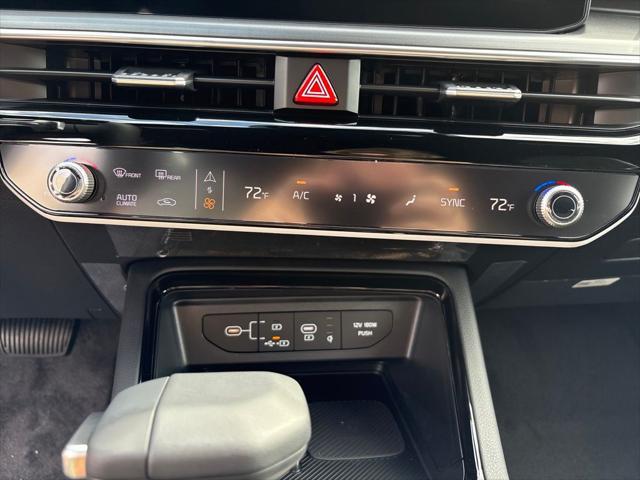 2026 Kia K5 GT photo 14