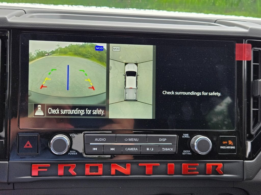2025 Nissan Frontier PRO-4X photo 19