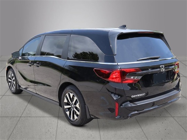 2026 Honda Odyssey EX-L photo 3